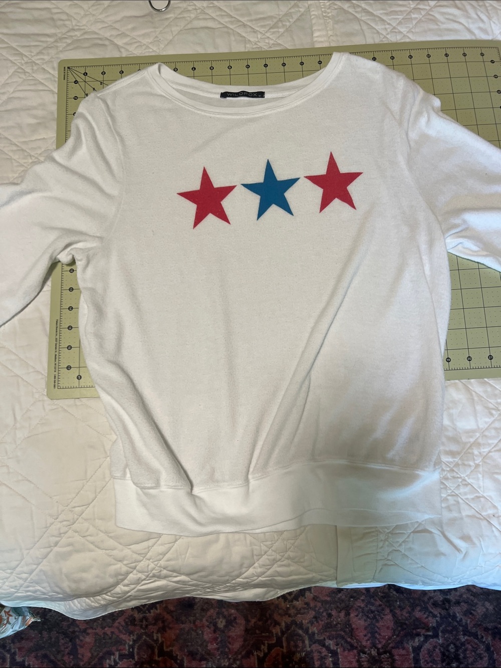 🎯Wildfox Cream Crewneck Sweatshirt